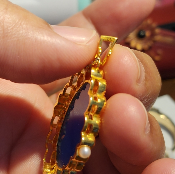 Cameo - Picture 8 of 12